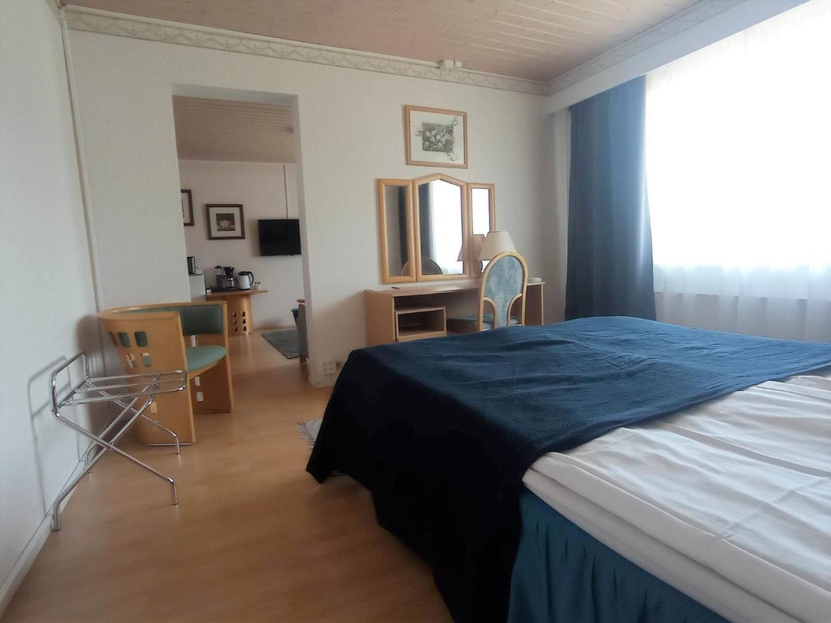 Hotelli Hiittenharju Harjavalta Exteriér fotografie