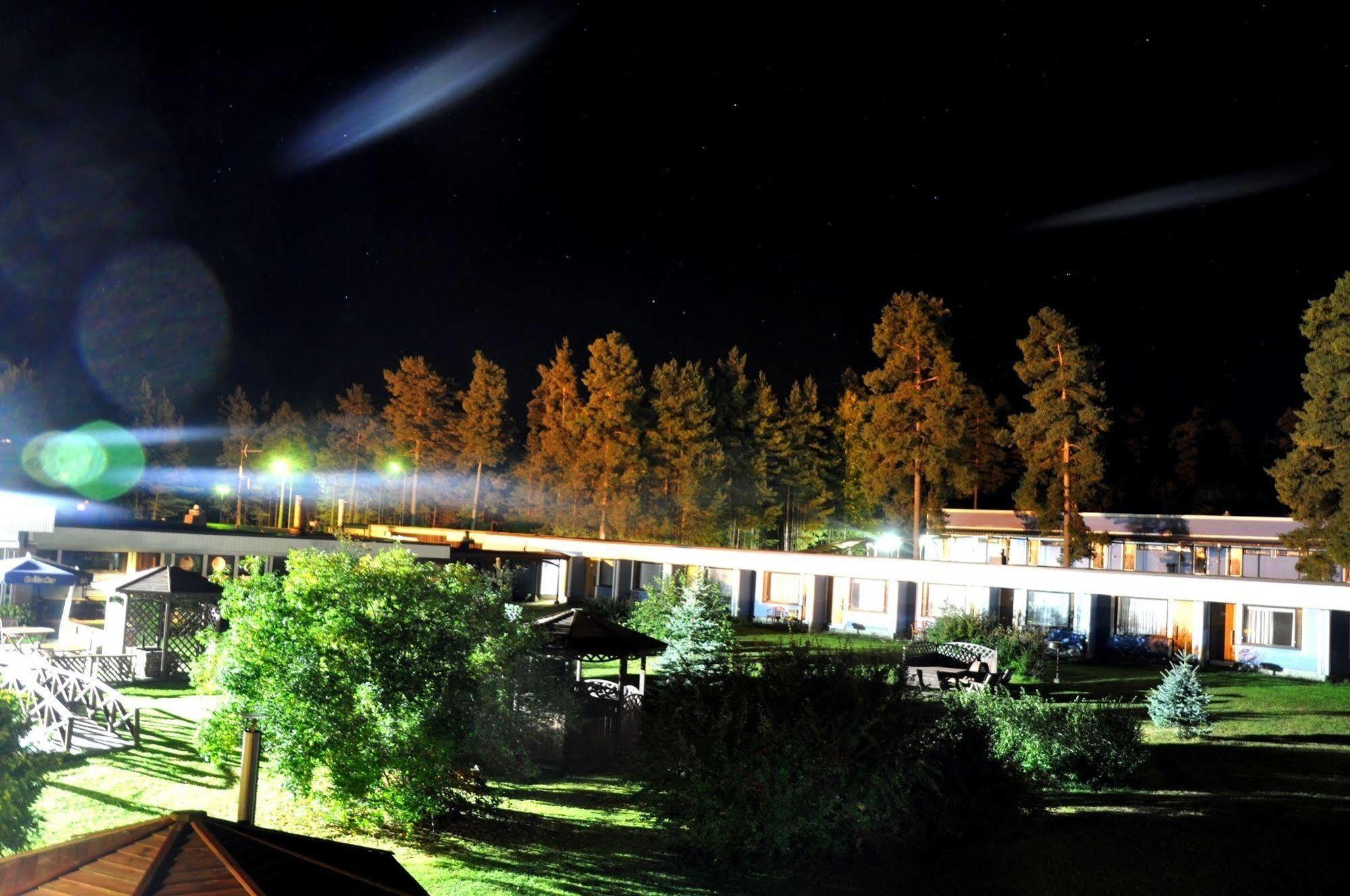 Hotelli Hiittenharju Harjavalta Exteriér fotografie